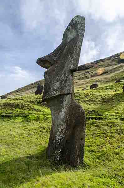 23 - Chile - isla de Rapa Nui o Pascua - Rano Raraku